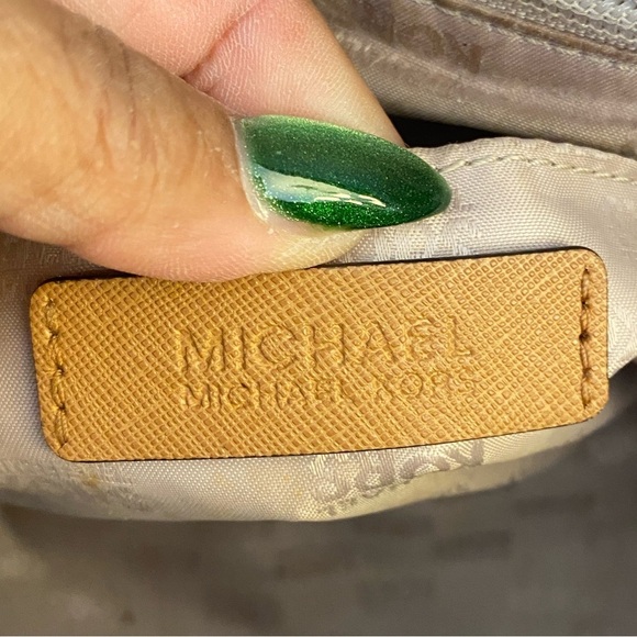 MICHAEL KORS Signature Saffiano Leather Satchel, GUC - Picture 15 of 16